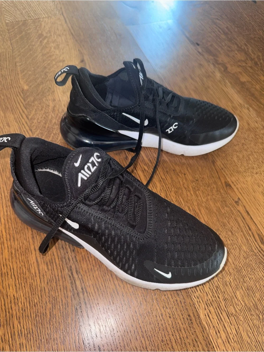Nike Black and White Womens Sneakers, size 7.5 US